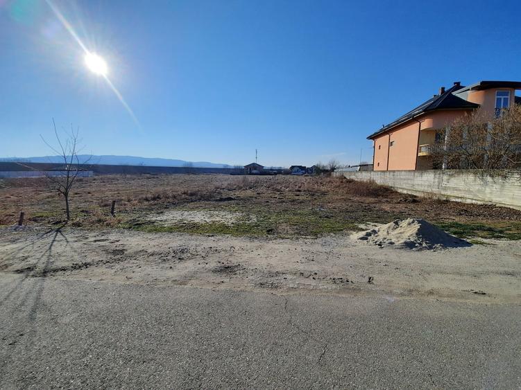 Spațiu comercial, în Ostroveni