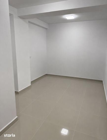 Apartament cu 3 camere în Calea București