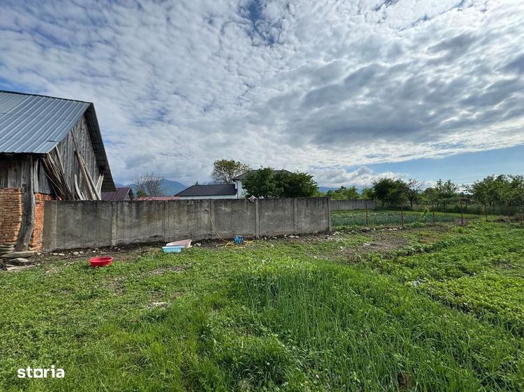 Casă cu 2 camere cu Teren 868 Mp în Arpașu de Sus