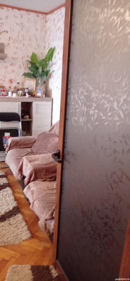 Apartament cu 3 camere nedecomandat în Viziru 1