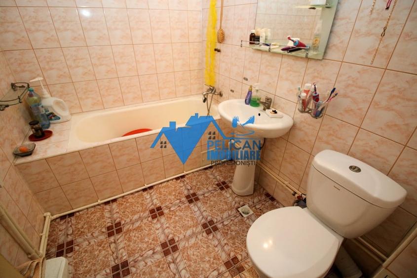 Apartament cu 2 camere decomandat, mobilat în Spitalului