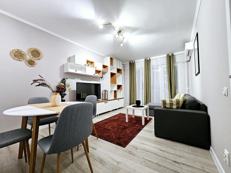 Apartament cu 2 camere decomandat în Calea București