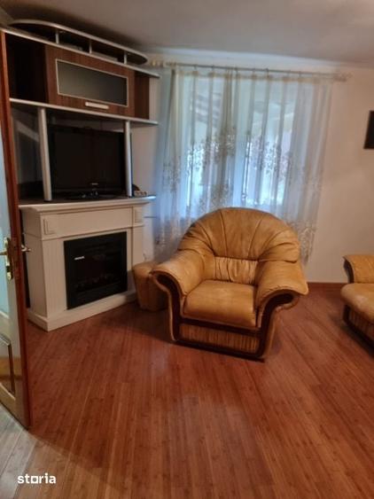 Casă cu 6 camere cu Teren 1724 Mp în Adâncata