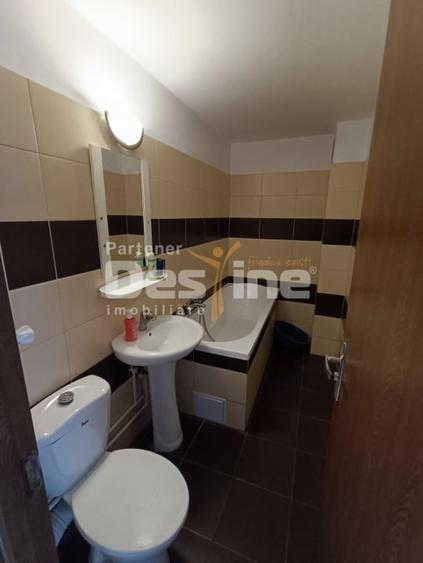 Apartament cu 3 camere decomandat în Vitan Mall