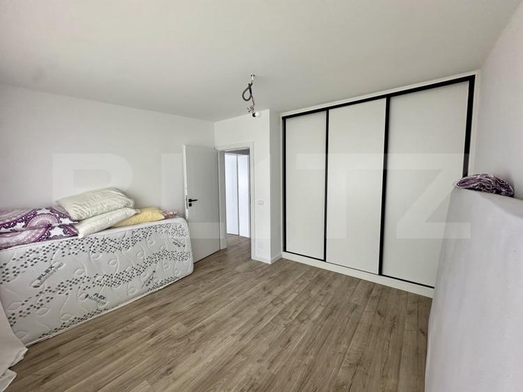 Duplex cu 5 camere cu Canalizare în Florești
