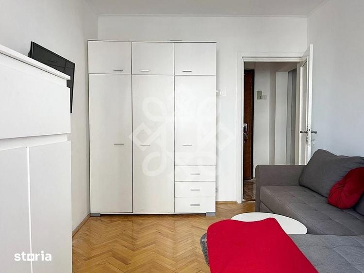 Apartament cu 3 camere decomandat, mobilat în Rogerius