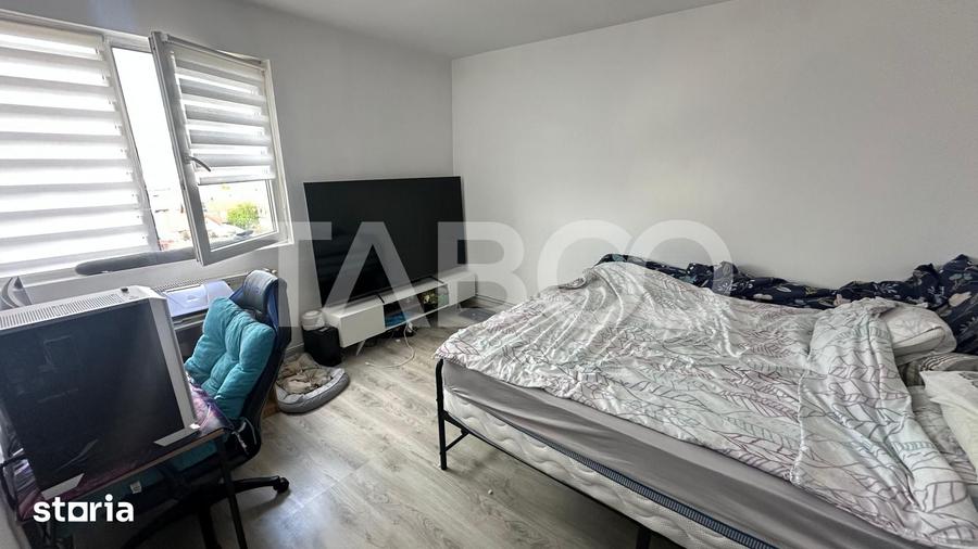 Apartament cu 4 camere decomandat în Terezian