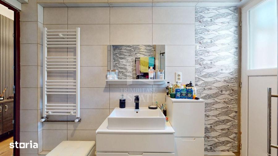 Apartament cu 3 camere decomandat în Centrul Civic