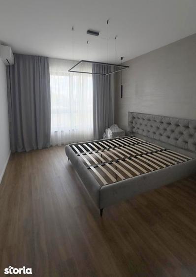 Apartament cu 4 camere în Berceni