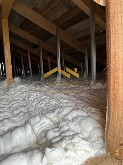 Duplex cu 4 camere cu Canalizare în Bucovăț (Remetea Mare)