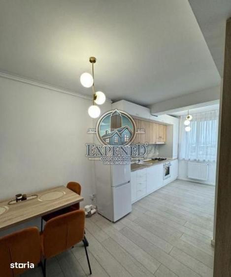 Apartament cu 3 camere decomandat, mobilat în Crângași