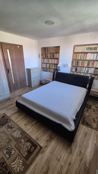 Casă individuală cu 4 camere cu Garaj în Săliștea
