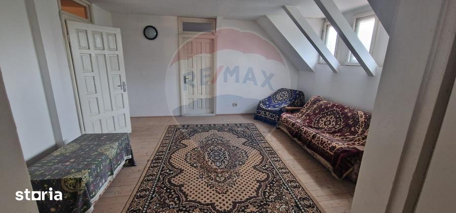 Apartament cu 2 camere în Republicii