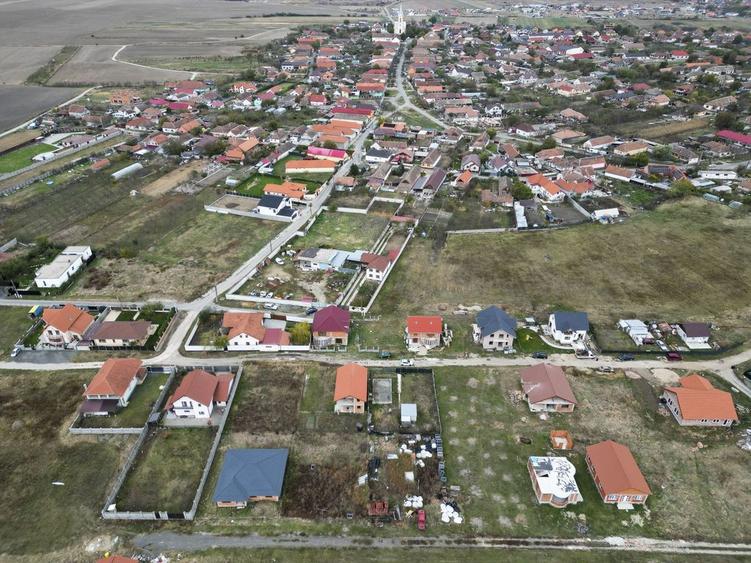 Teren de 500 mp, în Vladimirescu