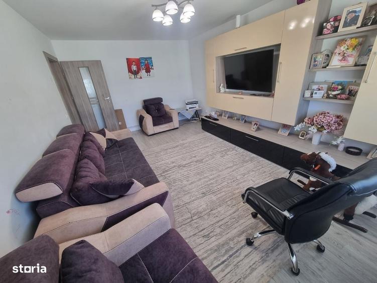 Apartament cu 3 camere decomandat în Ultracentral