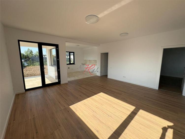 Casă cu 4 camere cu Teren 528 Mp în Corbeanca