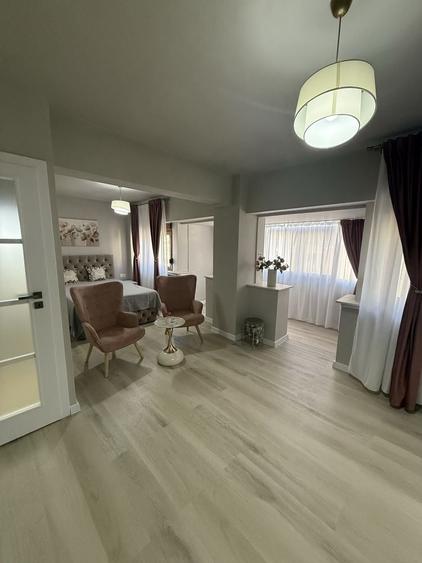 Apartament cu 2 camere decomandat în Ultracentral