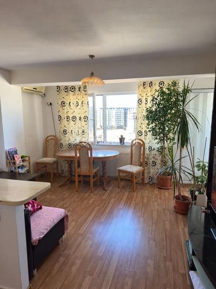 Apartament 2 camere et 9 Constanta Baba Novac