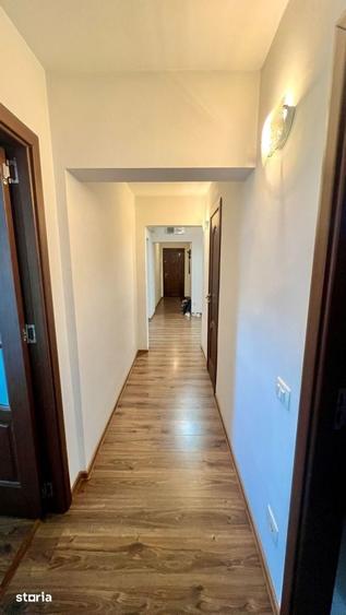 Apartament cu 3 camere decomandat în Găvana
