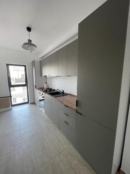 Apartament cu 2 camere decomandat în Tunari