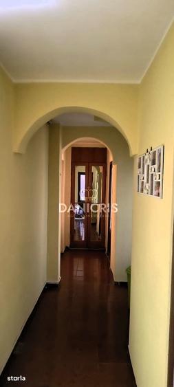 Apartament cu 3 camere decomandat în ICIL