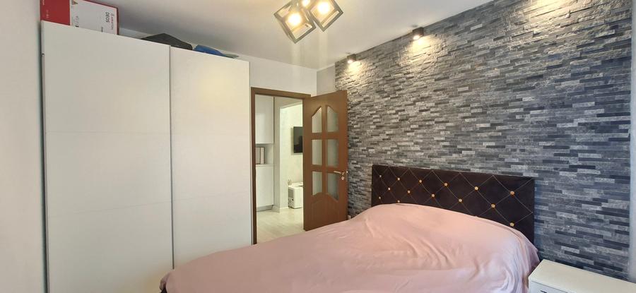 Apartament cu 2 camere semidecomandat în Micro 40