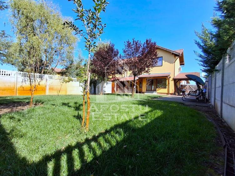 Casă individuală cu 3 camere cu Canalizare în Vladimirescu