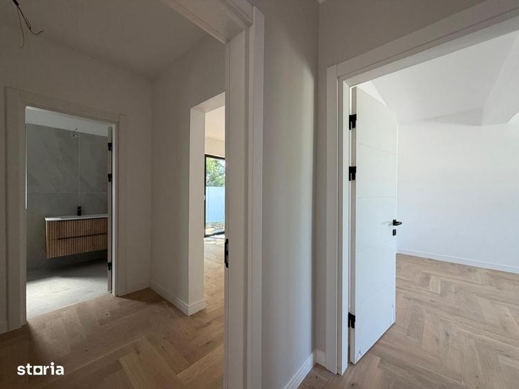 Casă cu 4 camere în Corbeanca