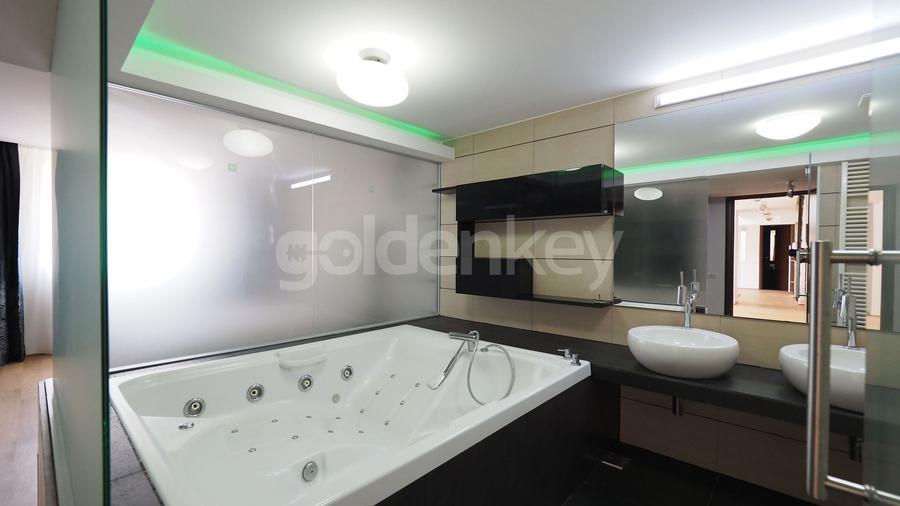 Apartament cu 4 camere semidecomandat, mobilat în Herăstrău