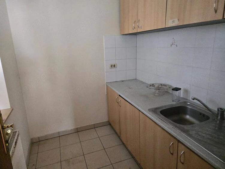 Casă cu 14 camere cu Teren 1000 Mp în Mehala