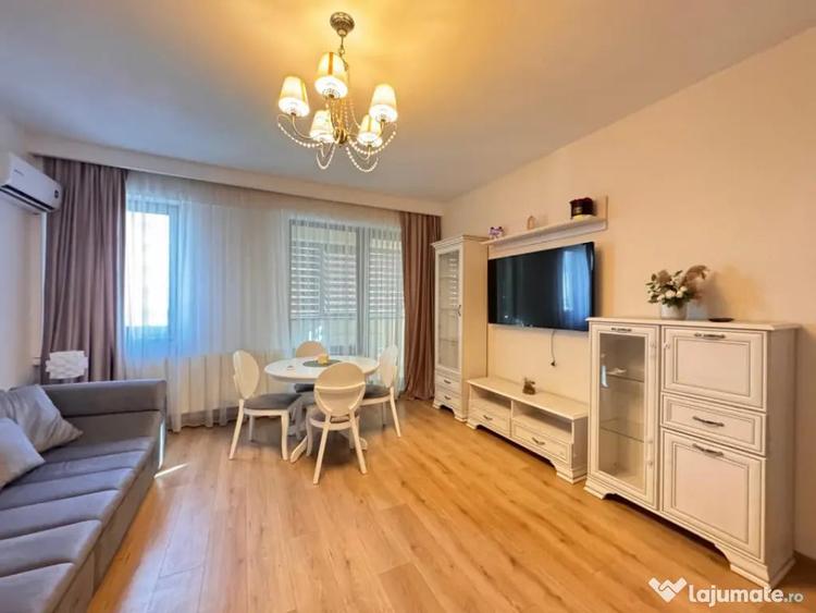 Apartament cu 2 camere decomandat în Tomis Plus