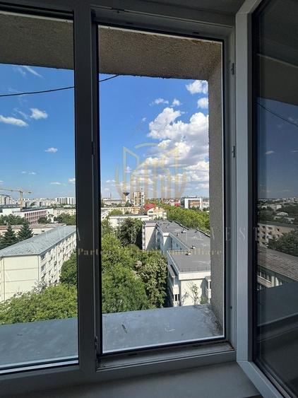 Apartament cu 2 camere decomandat în Titan