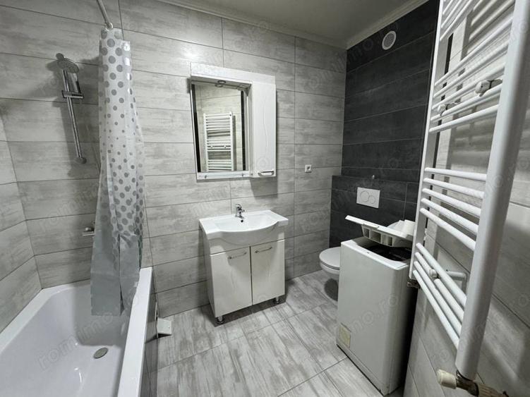 Apartament cu 2 camere decomandat în Basarabia