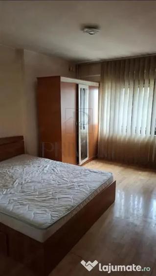 Apartament cu 3 camere decomandat în Dorobanților