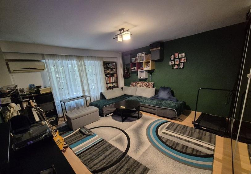 Apartament cu 2 camere decomandat în Iancului