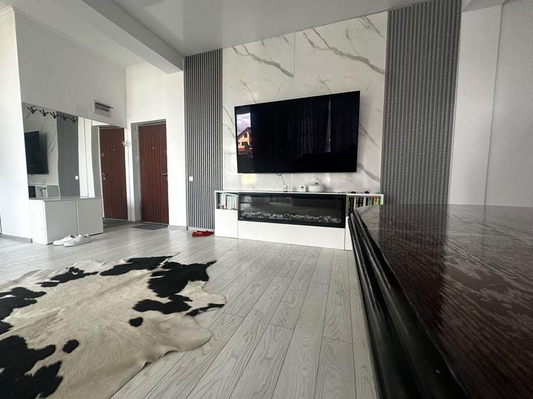 Apartament cu 2 camere decomandat, mobilat în Șelimbăr