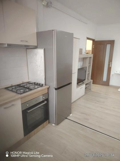 Apartament cu 2 camere semidecomandat în Astra