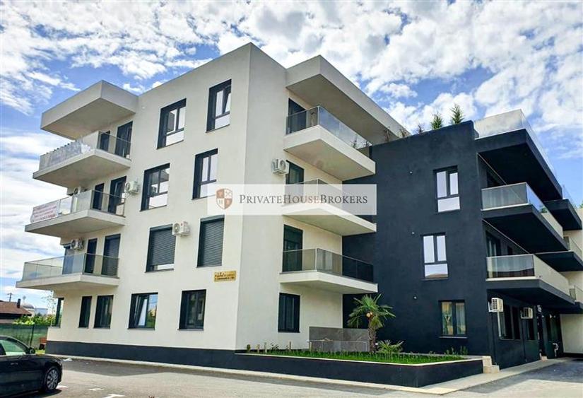 Apartament cu 3 camere semidecomandat, mobilat în Pipera