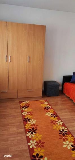 Apartament cu 2 camere, mobilat în Între Lacuri