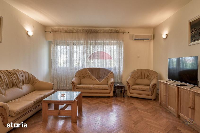 Apartament cu 3 camere în Vatra Luminoasă