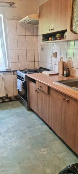 Apartament cu 4 camere decomandat în Sud