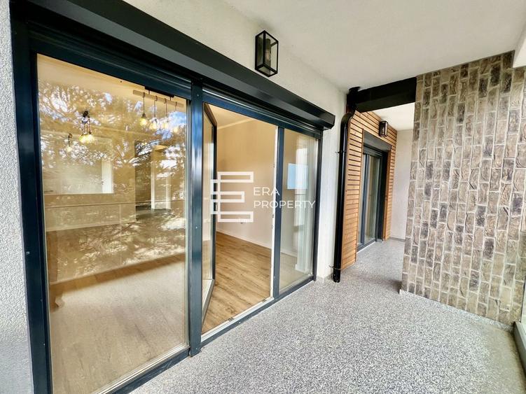Apartament cu 3 camere decomandat în Cristian