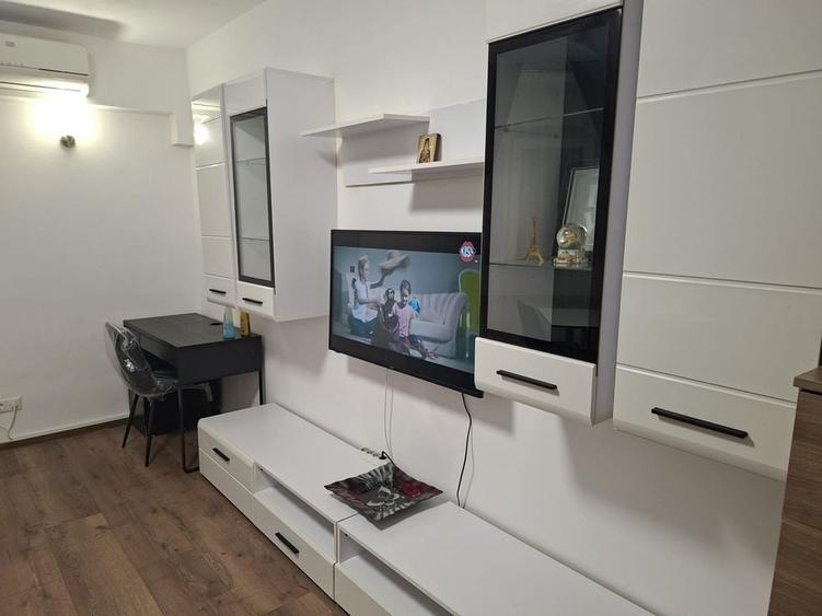 Apartament cu 2 camere decomandat în Gorjului