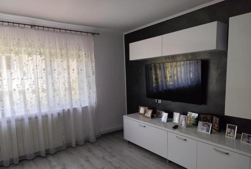 Apartament cu 2 camere decomandat în Inel I