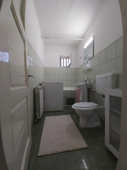 Apartament cu 2 camere nedecomandat în Central