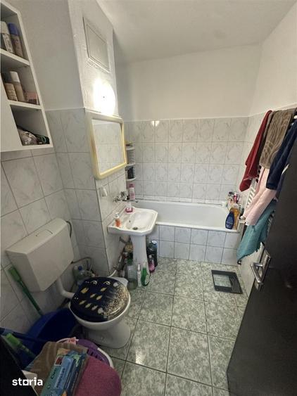 Apartament cu 2 camere decomandat în Lipovei