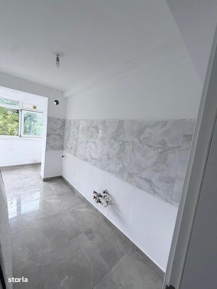 Apartament cu 2 camere semidecomandat în Constructorilor