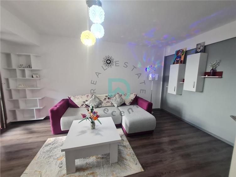 Apartament cu 2 camere decomandat, mobilat în Tractorul