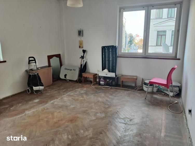 Apartament cu 2 camere în Centrul Civic