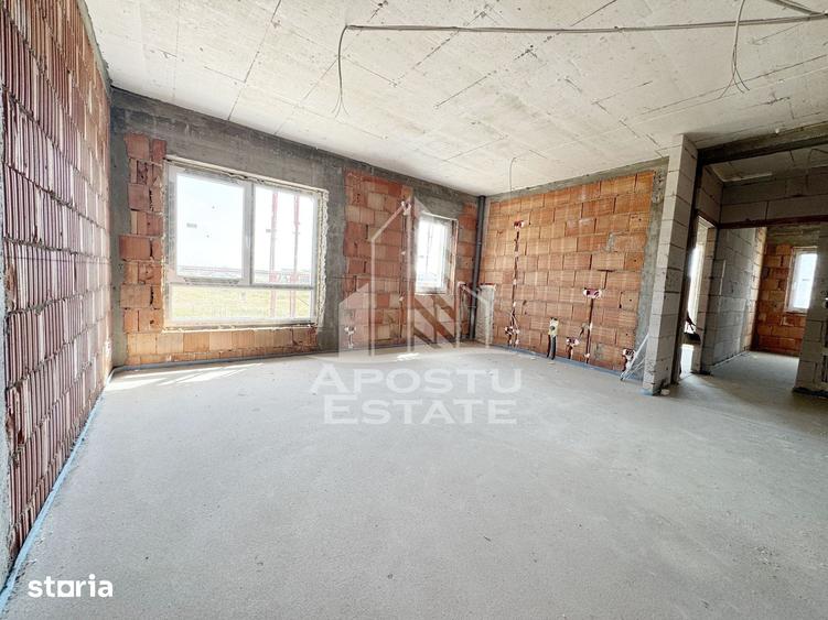 Apartament cu 2 camere semidecomandat în Giroc